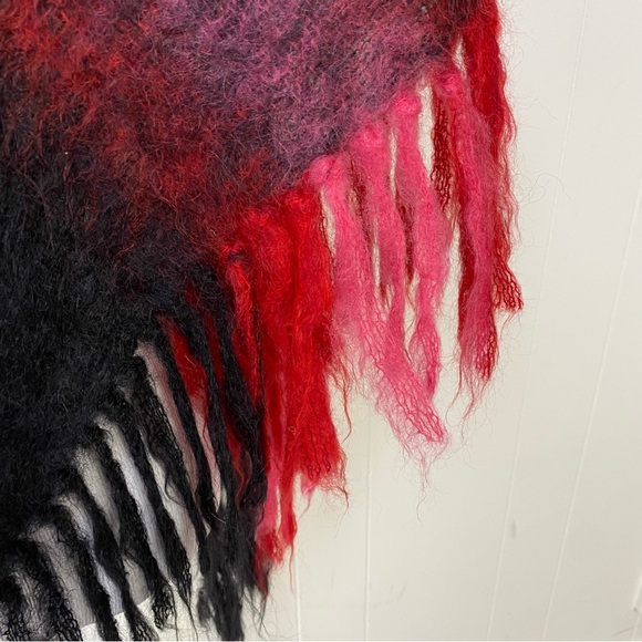 VTG Royal Scot Mohair & Wool Wrap Cape Shawl Red Pink Black Fringe England - Picture 7 of 13